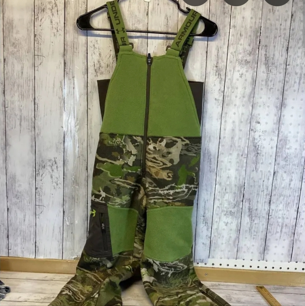 Under Armour Green and Camouflage Fleece Overalls
